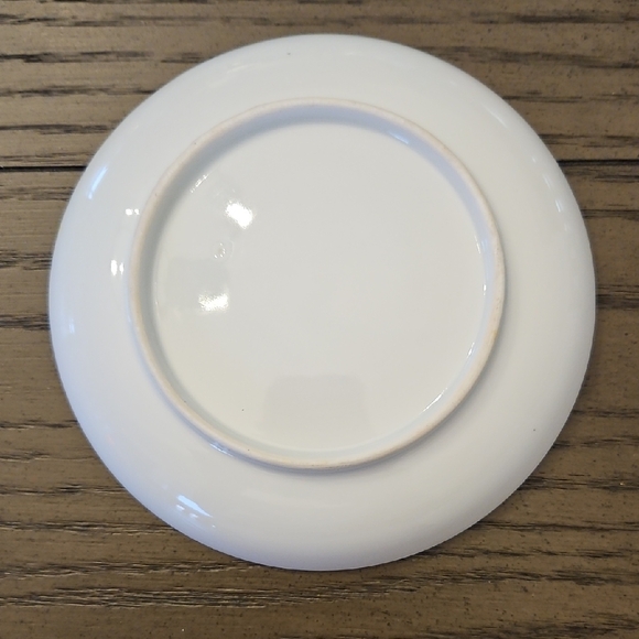 Vintage Teacup and Saucer Set - Cream And Gold - Handpainted - Picture 12 of 14